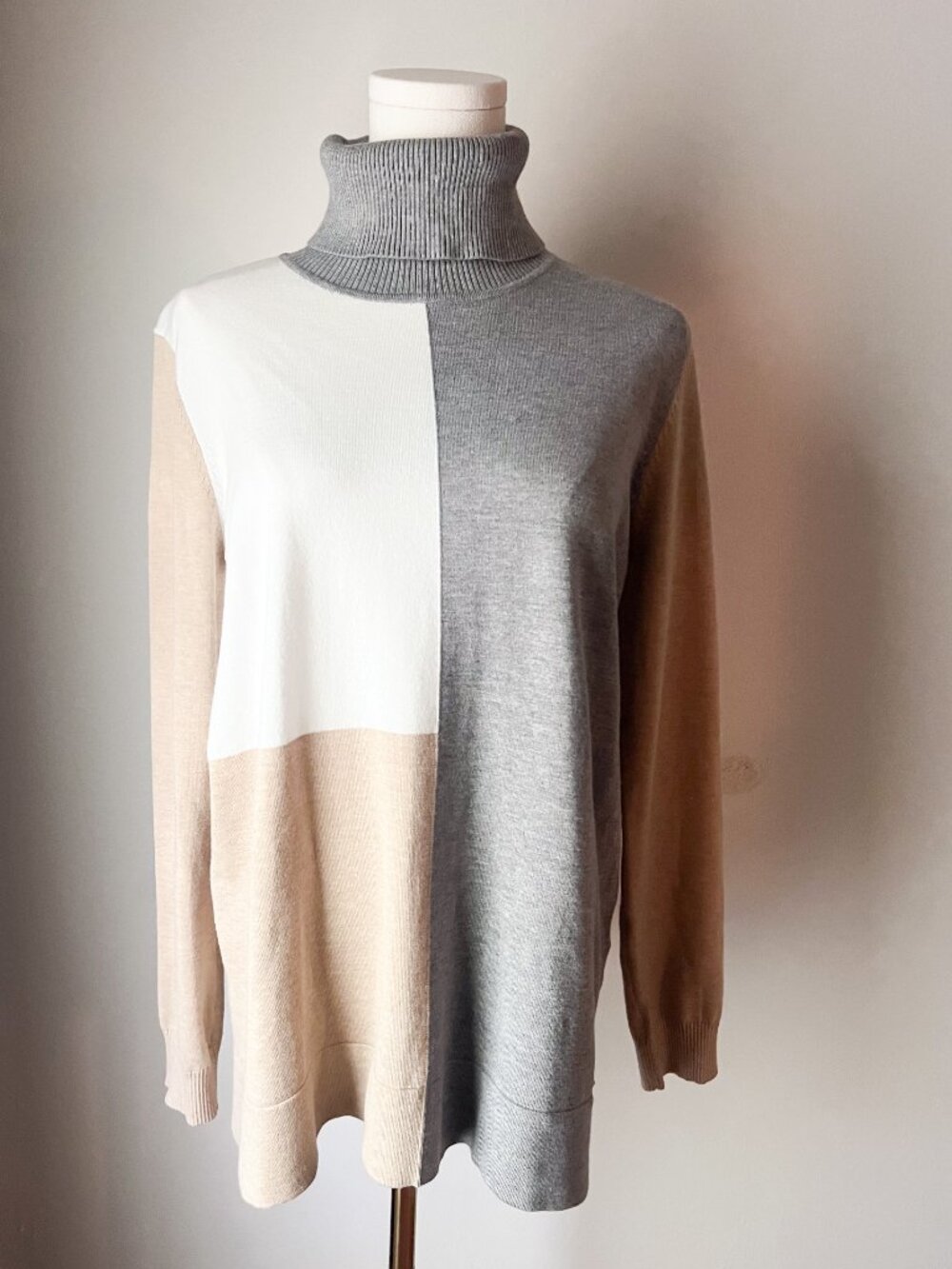 Calvin Klein Color Block Turtleneck Sweater Gray Tan White S | Preppy Classic